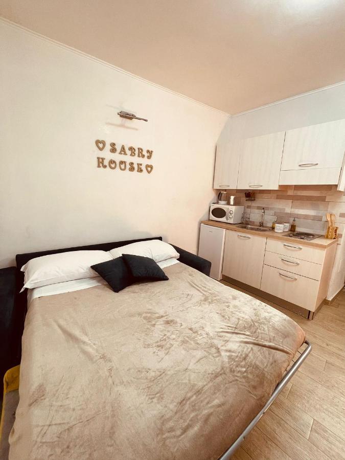 Appartamento Sabry House *